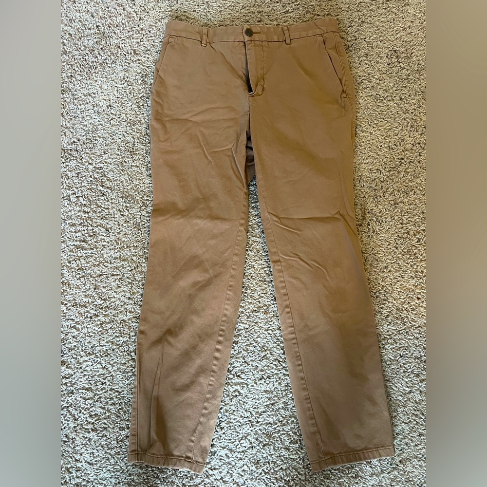 Everlane slim fit uniform khakis 32x30
